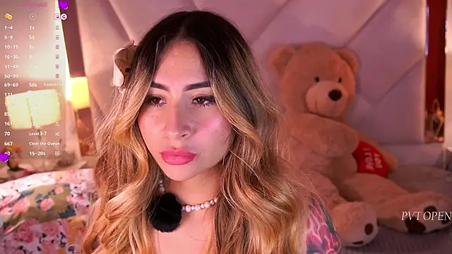 abbymodell1 live
