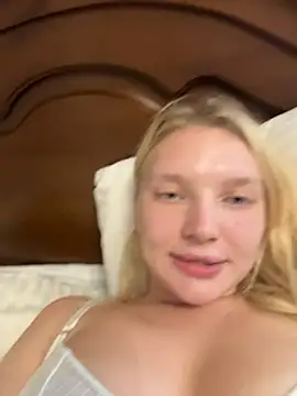 AmmyHot live