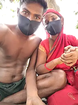 Village_Couples77 live