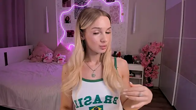 Ella_Lane live