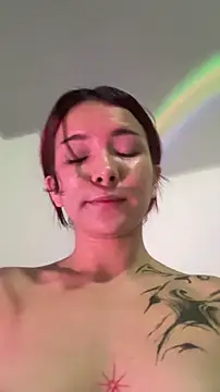 Scarlett_Livye live