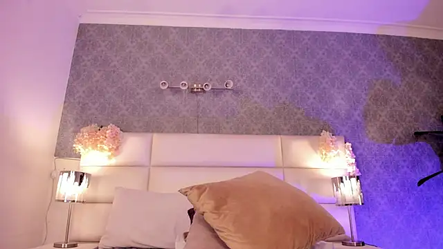 miadecker live