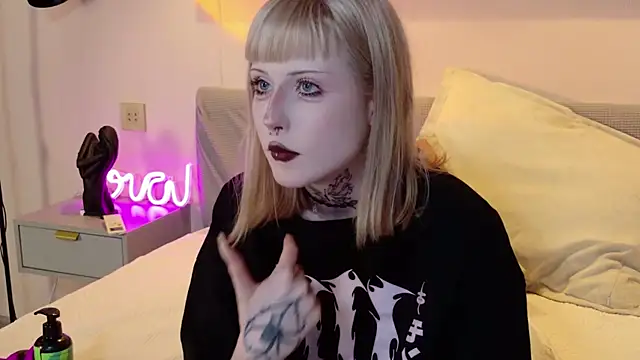 MilkMeSoftly live