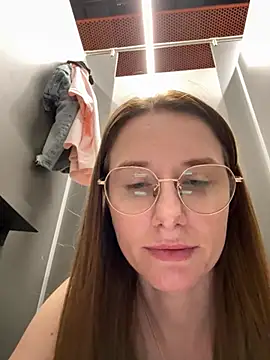 FReyja_44 live