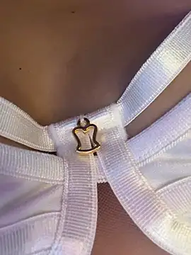 valerie20_ live