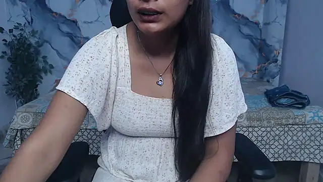Deevisha-queen live