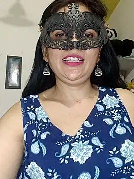 BhabhiPooja69 live