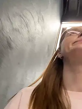 FReyja_44 live