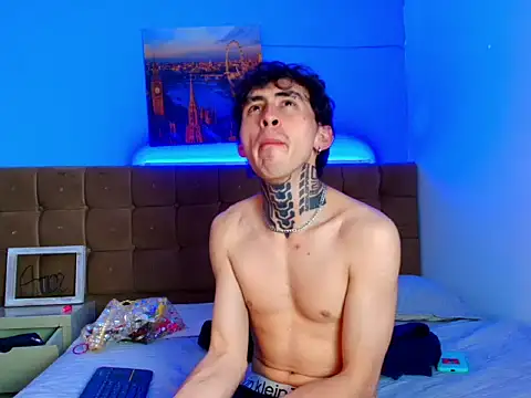 HiiddenDesire live