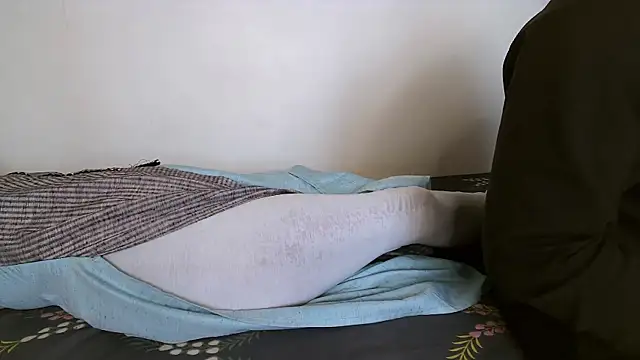 Miss_Sanika live