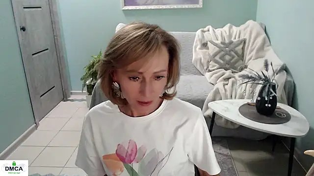 HornyMilf_777 live