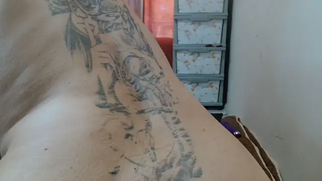 Aura_Baby live