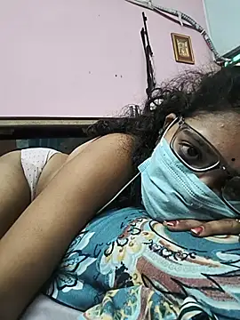 PallaviRathoreLive live