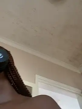 LuciousLips96 profile