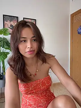 Adriennesexxx live