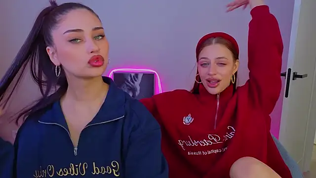 Sofia_Plump live