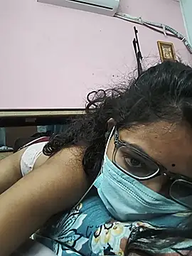 PallaviRathoreLive live