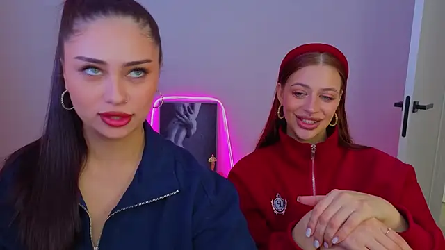 Sofia_Plump live