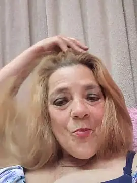 karlaanqui1 live