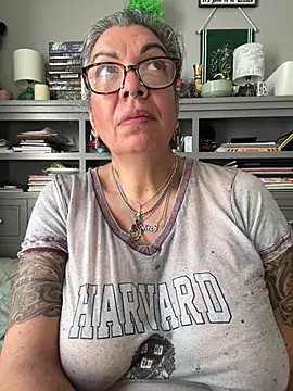dieseldame1313 live