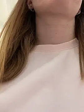 FReyja_44 live