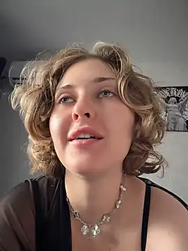 KellyKeler live