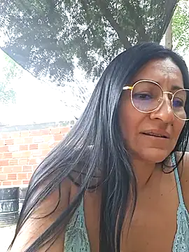 maturexxxnaughty live