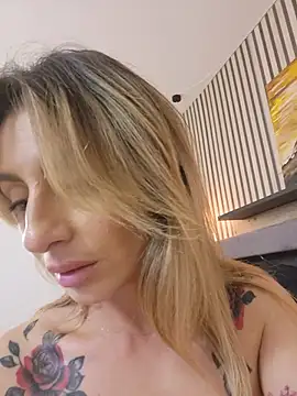 SofiaLace live