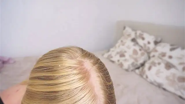 EllenReeves live