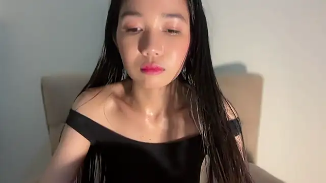 Angelic_bitchy live