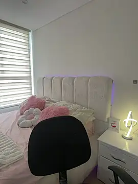 Zoe_olsen live
