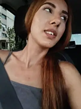 Andreea_Foxx live