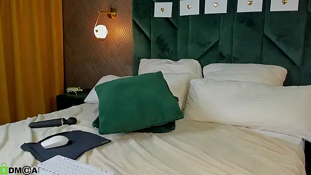 Anneta_Hart live