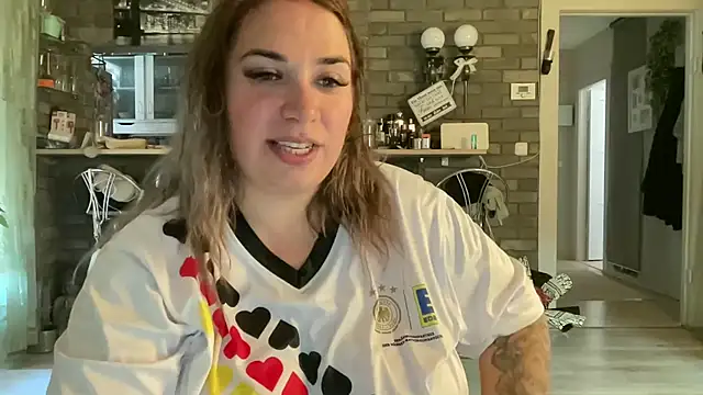 Monageil live
