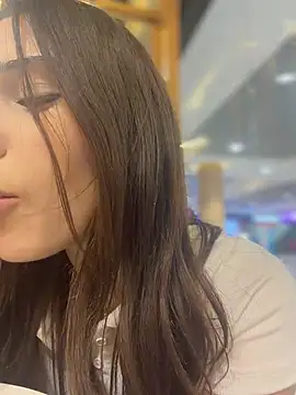 AnitaFly live
