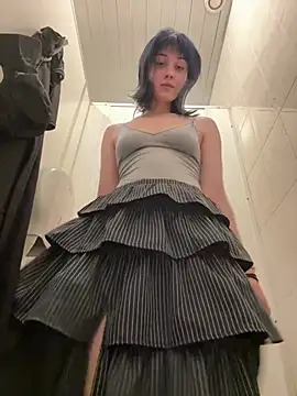 Only_April live