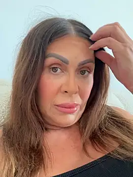 Evelyn_Anya live