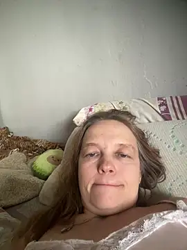 Suzanele live