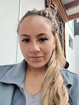 Angeel_white25 profile