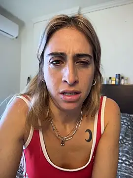 NicoleWilder live