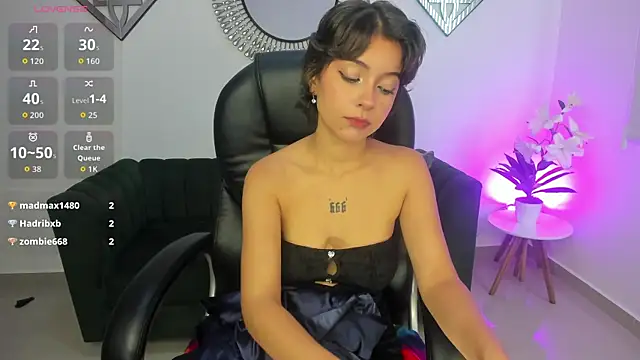 Honeyy_Taylor profile