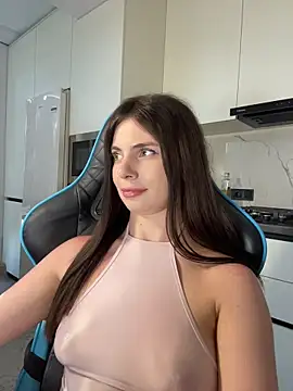 CurlyLara live