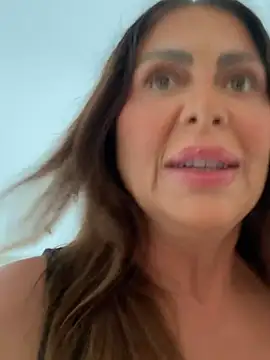 Evelyn_Anya live