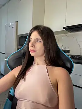 CurlyLara live