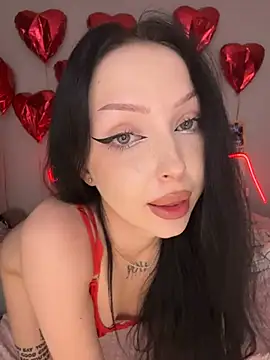Lina_Thornton_ live