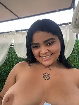 HoneyBunXXX live