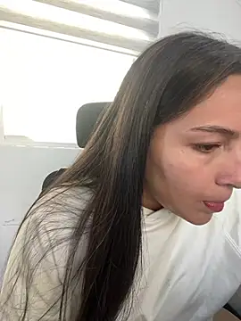 Alyha_cortes_ live