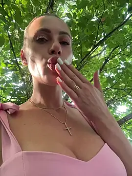 _JessyRey_ live