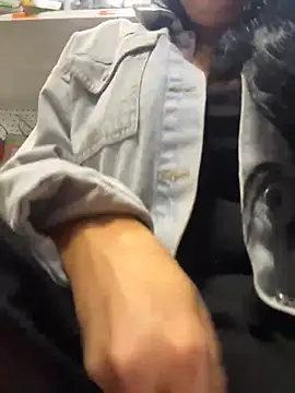 Tisha_Busty live