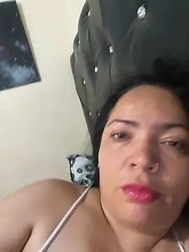 NIKOLE1301 live